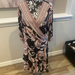 Gorgeous faux wrap dress is pink paisley, super flattering!!